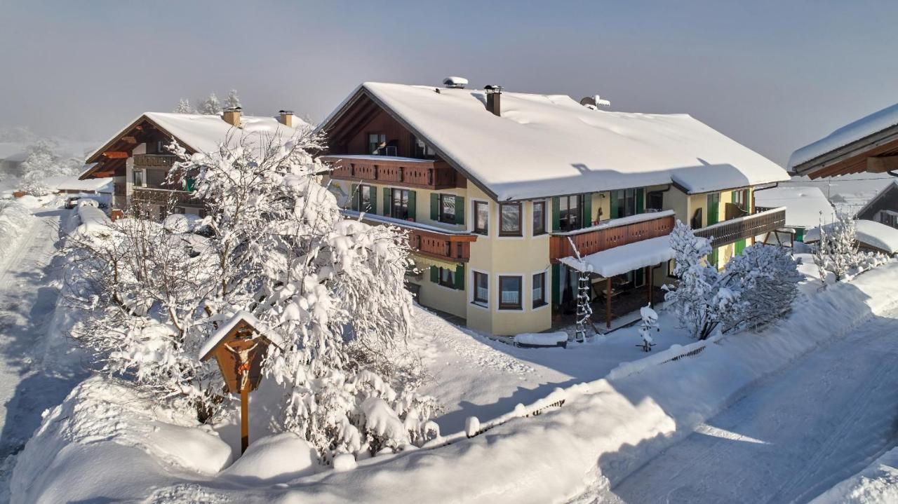 Hotel Gästehaus Alpina Bad Kohlgrub Exterior foto